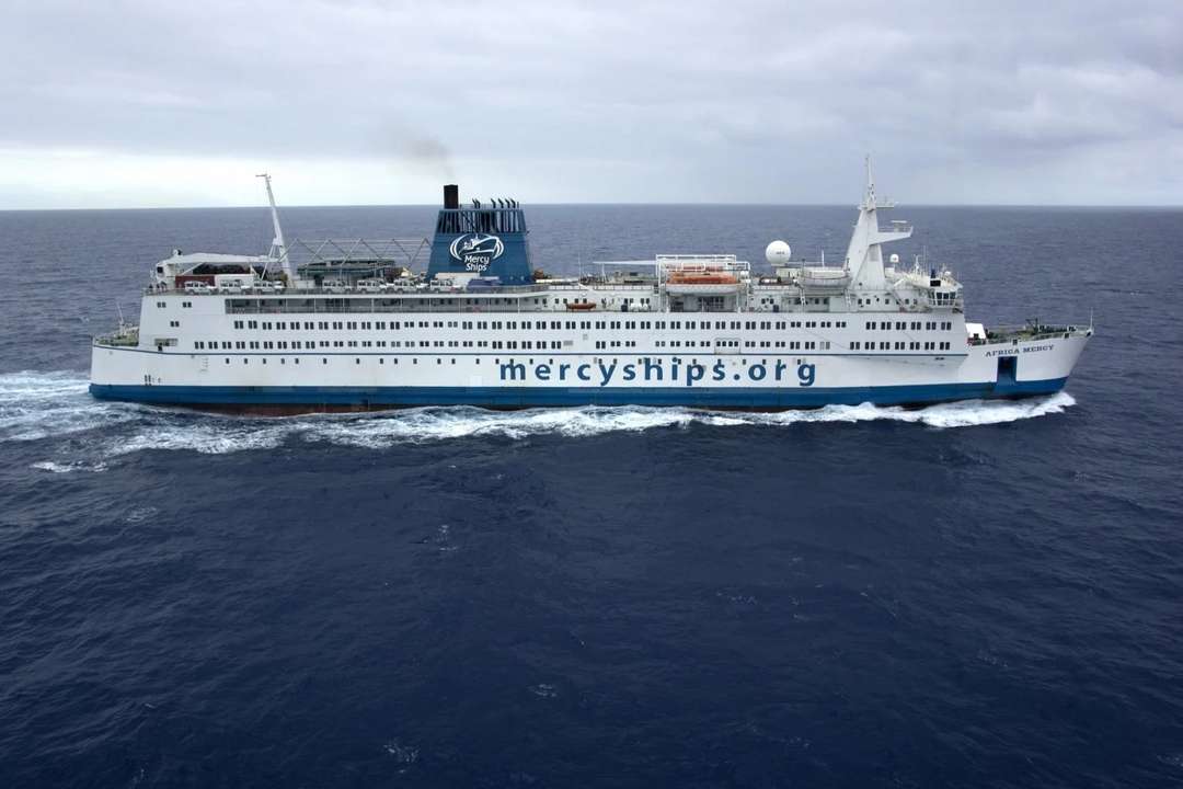 AFM-sailing Mercy Ships