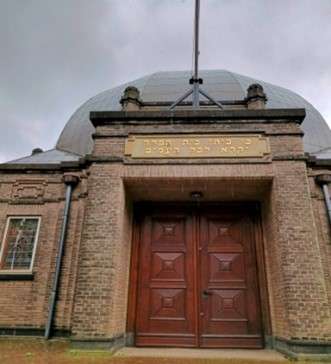 Voordeur moskee 280525