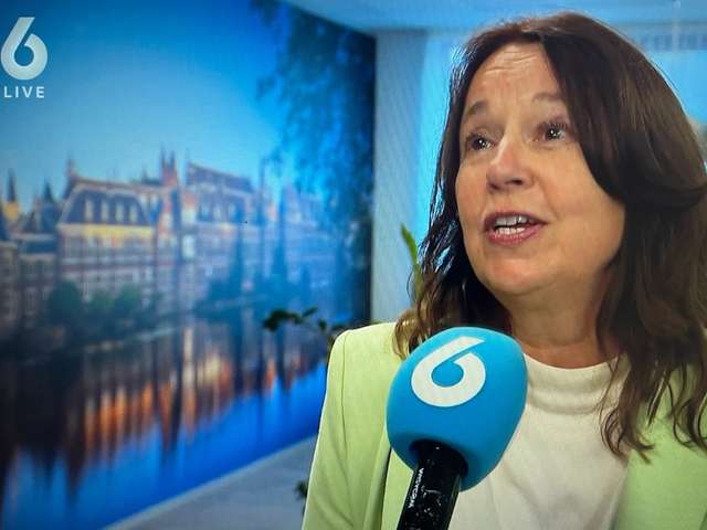 Robots in de zorg - SBS - ANBO-PCOB