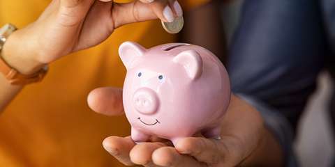 anbo-pcob-bespaartips-dossier-besparen-marieke-henselmans