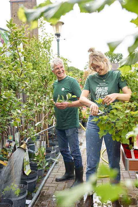 Horizontale foto Hans merkens en dochter Corienne ANBO-PCOB