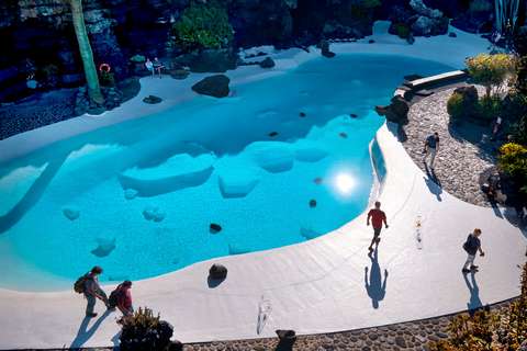 Spectaculair Lanzarote: zon, zee en zwarte lava