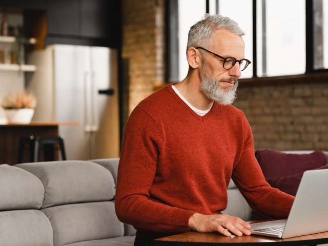 anbo-pcob-man-laptop-02-4800-3200