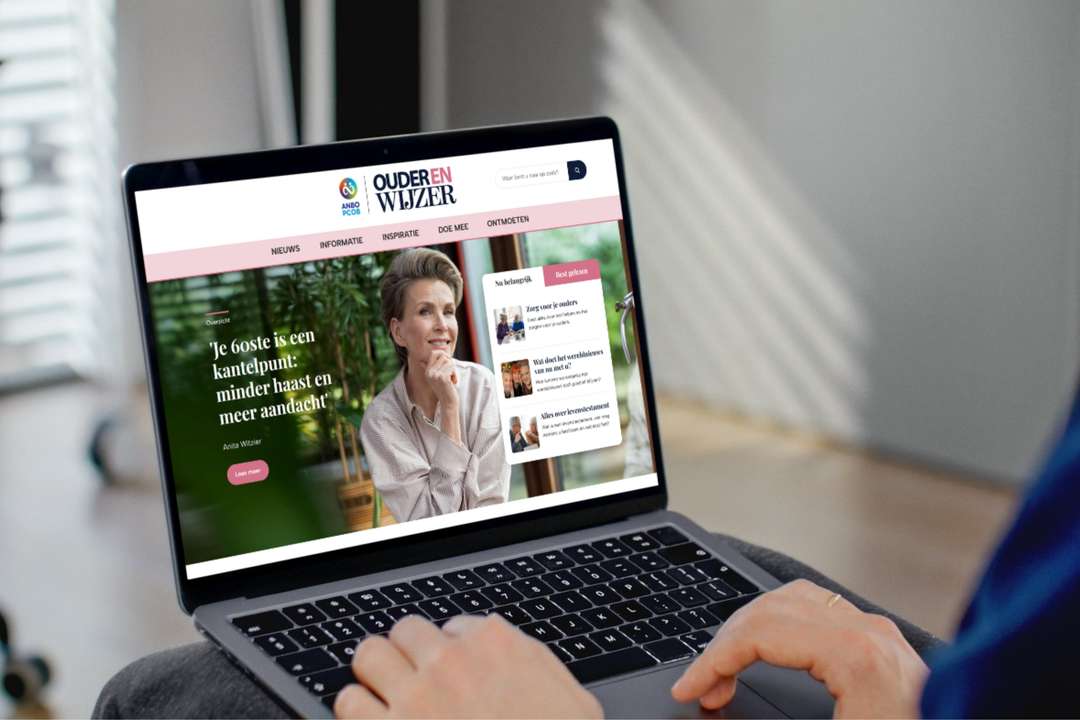 homepage OuderENwijzer op laptop