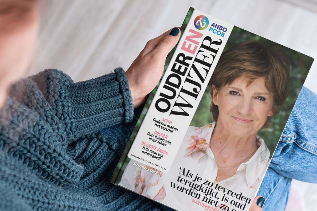 OuderenWijzer september 2024 - op schoot | ANBO-PCOB