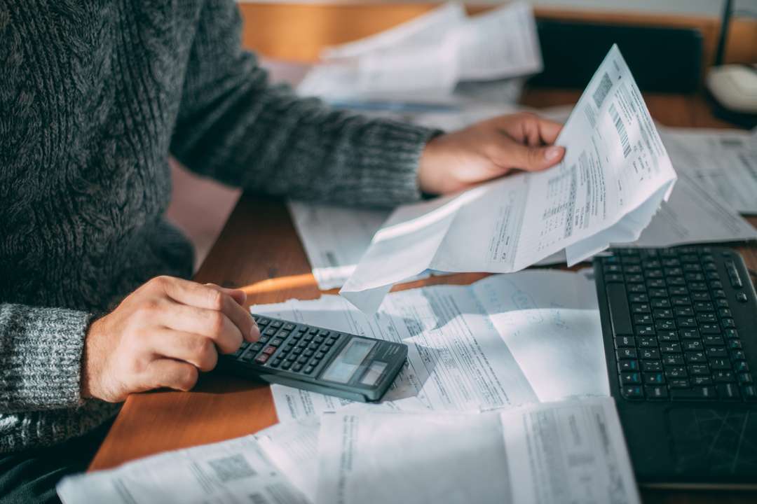 Rekeningen betalen | ANBO-PCOB