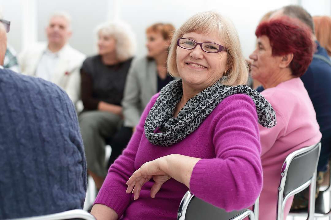 Bijeenkomst groep mensen | ANBO-PCOB
