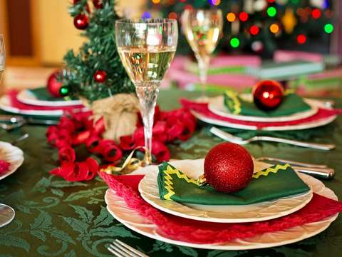 christmas-table-1909796_1280