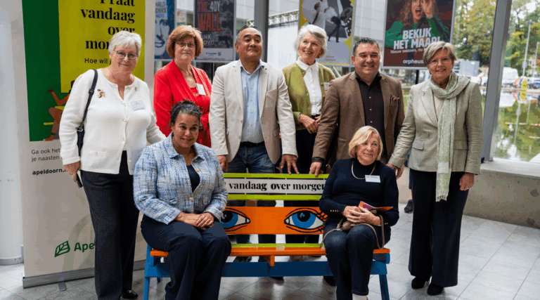 Wethouder Apeldoorn bij bijeenkomst | Krachtig ouder worden