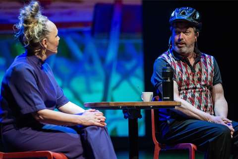 Sabine en John op het podium | Krachtig ouder worden