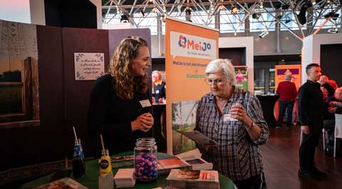 MeiJo in gesprek tijdens Kenniscafé | Krachtig ouder worden