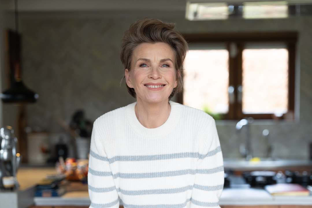 Anita witzier afbeelding covershoot OuderENwijzer