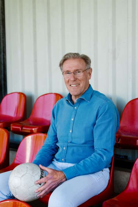 Ouderenwijzer hans van breukelen - tribune - Ouderenwijzer