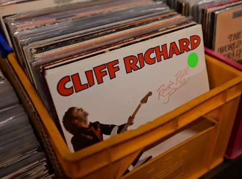 Nostalgie Cliff Richard | OuderENwijzer