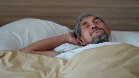 Slapen - meneer heerlijk in slaap  | OuderENwijzer