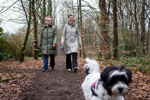 Sandra vermeulen - hondje- wandelen- ouderenwijzer